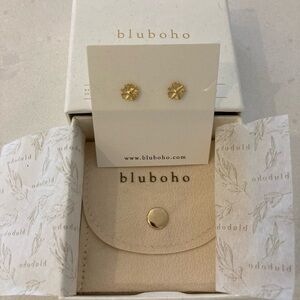 NIB bluboho Wildflower earrings  gold vermeil, Jilly Box 2023